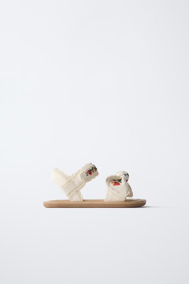 EMBROIDERED SANDALS - Ecru White by Zara