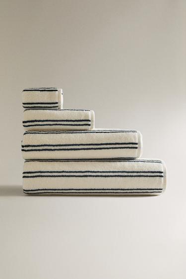 DOUBLE STRIPE BATH TOWEL - Ecru / Navy by Zara