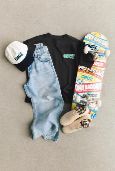 Zara {名称} - {颜色}