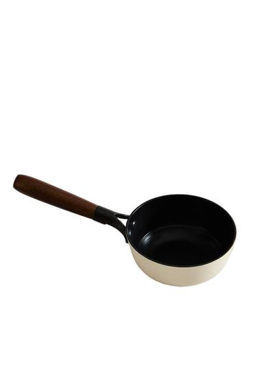 IRON SAUCEPAN - Cream by Zara