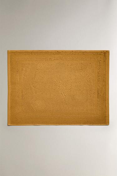 NON-SLIP COTTON BATH MAT - Mustard by Zara