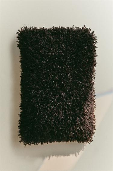 WAVY FAUX FUR CUSHION COVER - Brown by Zara