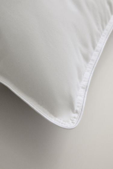FEATHER FEEL PILLOW FILLING - White by Zara