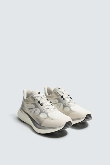 RUNNING SHOES - White by Zara