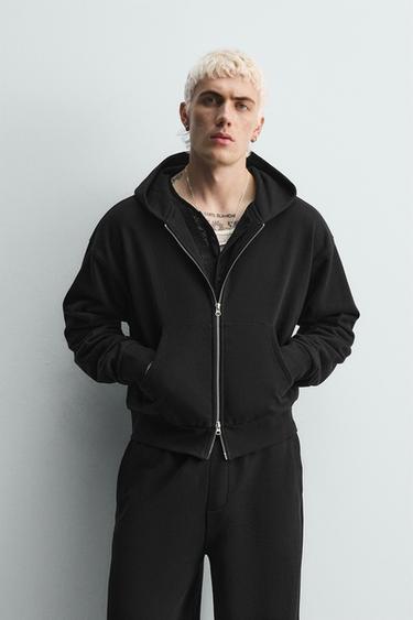 CROPPED FIT HOODIE - Black by Zara