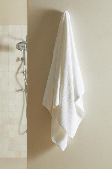 (500 GXM²) PLAIN COTTON TERRY BATH TOWEL - White by Zara