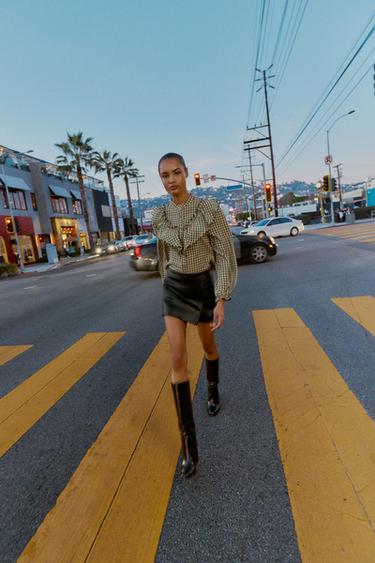 Zara {名称} - {颜色} - 0 图片