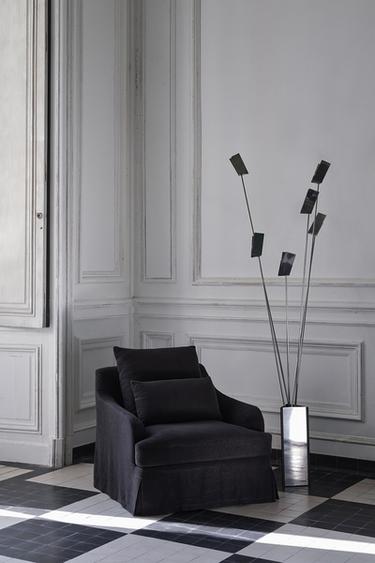 ARMCHAIR 01 - MIDNIGHT BLUE by Zara