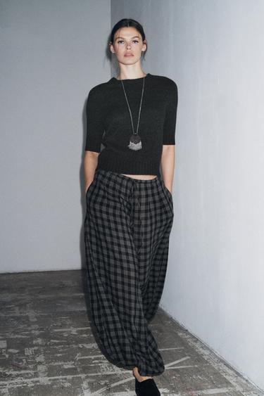 Zara {名称} - {颜色}