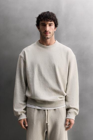 Zara {名称} - {颜色}