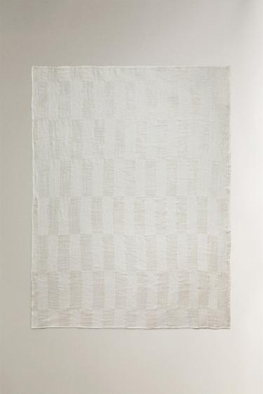 LINEN THROW - Ecru by Zara - Image 0