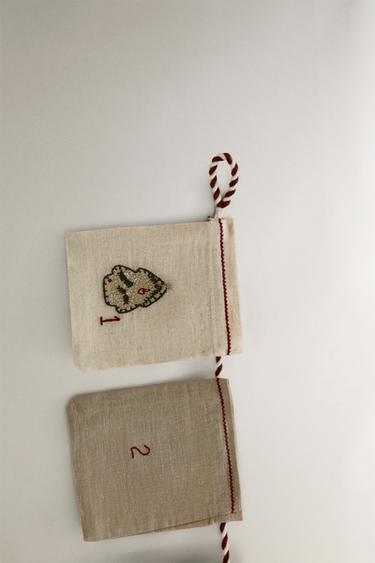 Zara {名称} - {颜色}