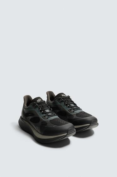 RUNNING SHOES - Black by Zara