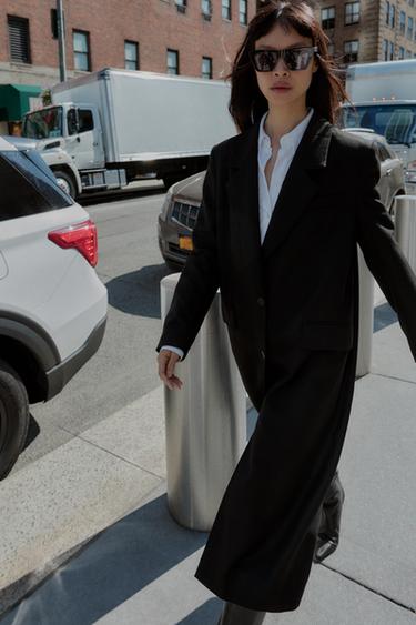 LONG COAT WITH SHOULDER PADS - Black by Zara