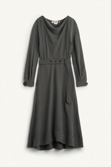 Zara {名称} - {颜色}