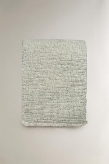TEXTURED JACQUARD THROW - Green by Zara