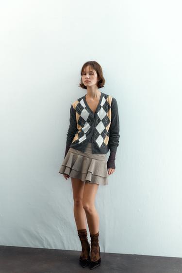 RUFFLE SKORT - Beige by Zara