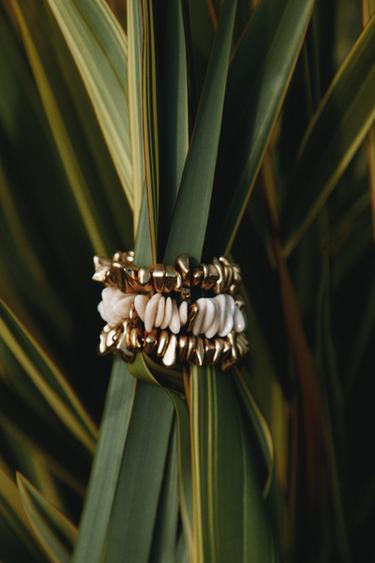PACK OF PIECED BRACELETS - Golden by Zara - Image 0