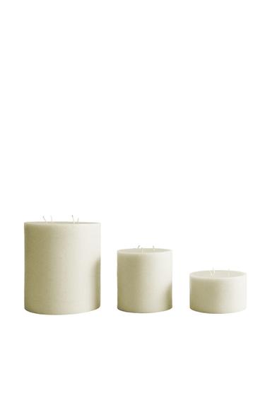 LARGE DECORATIVE CANDLE - White by Zara