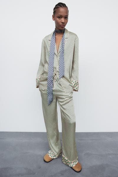 Image 1 of PRINTED PYJAMA-STYLE SHIRT TRF from Zara